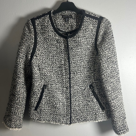 Saks Fifth Avenue Jackets & Blazers - Saks Fifth Avenue Black White Tweed Collarless Zip Front Jacket Blazer‎ Womens 4